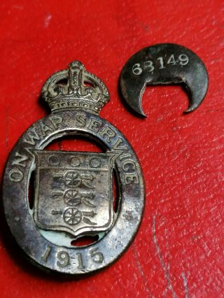 Vintage " 1915 On War Service " Kings Crown Lapel Badge Nr68149