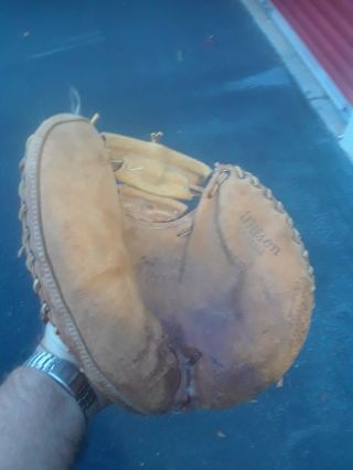Vintage Bob Red Wilson Leather Catchers Mitt Baseball Glove