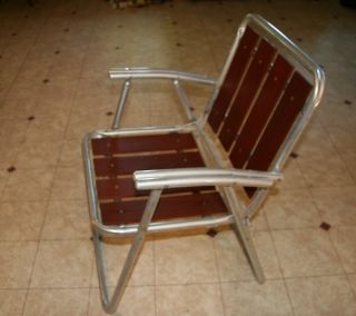 Vintage Aluminum Folding Lawn Chair Red Wood Cedar 4 - Slat Retro Patio Camping