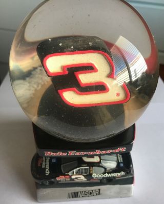 Dale Earnhardt 3 - Snow Globe For Wal - Mart Made In 2005 Nascar Racing