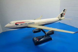 British Airways Boeing 747 - 200 Hong Kong Tail Model 1:200 Scale Desk Display