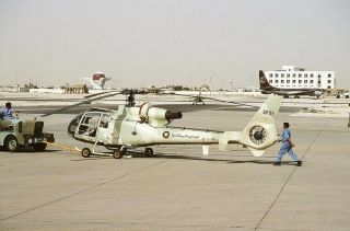 Colour Slide Sa - 341 Gazelle Qa 05 Qatar Af 1993