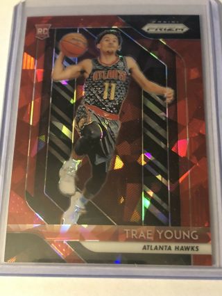 2018 - 19 Panini Prizm Trae Young Red Cracked Ice Rc - Atlanta Hawks Rookie