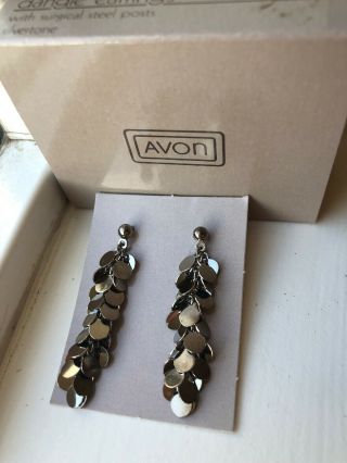 Vintage 1986 Avon Celebration Dangle Silvertone Pierced Earrings