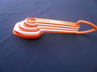 Set Of 7 Vintage Tupperware Measuring Multi - Color Spoon Complete