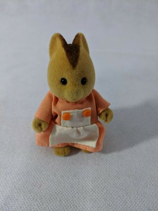 Maple Town Calico Critters Sylvanian Family Female Squirrel
