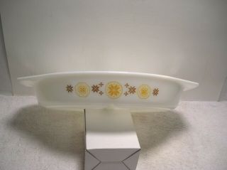 Vintage Pyrex Town & Country Divided Oval Casserole Dish 1 - 1/2 Quart