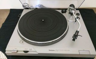 Classic Technics Sl - D2 Turntable W/ Dustcover And Cartridge,  And