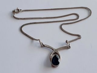 (f) Vintage Sterling Silver Necklace 14 Inches Long