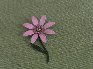Vintage Retro Enamel Metal Pink Daisy Flower Broach