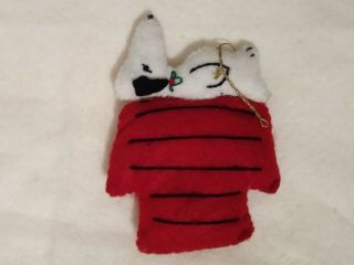 Vintage Peanuts Snoopy Felt Hand Crafted Christmas Ornament