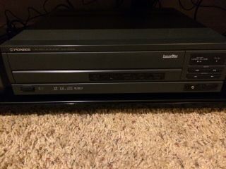 Pioneer Cld - V2400 Cd/cdv/ld Laser Disc Player With Remote