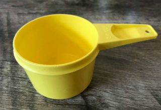 Tupperware Measuring 3/4 Cup Yellow Vintage 3