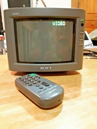 Sony Trinitron Kv - 8ad11 Color 8 " Tv Crt Retro Gaming Television Portable Ac/dc