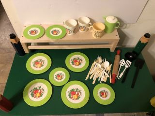 Childs Plates Play Dishes Vintage Chilton Aluminum Specialties Apple Pattern 38