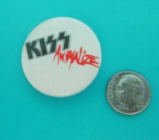 Vintage Authentic Kiss Anamalize 1.  25 " Pinback Button 1980 