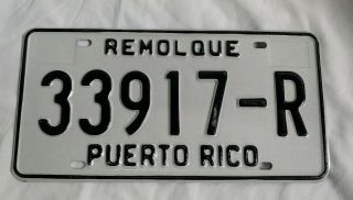 License Plates Puerto Rico.  Tablilla,  Remolque.  33917 - R.  (nunca Usada) Nueva