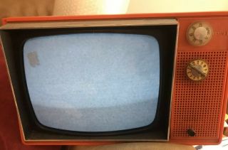 Vintage Zenith 12 " Tv Television Portable 1960 - 70’s Orange
