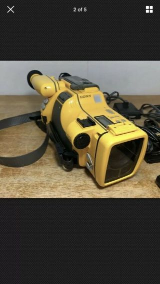VTG Sony Handycam Sports CCD - SP7 Video 8 Water Resistant Camcorder Misc Repair 2