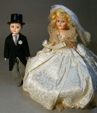 Vintage Small Bride And Groom Dolls W/ Sleeper Eyes