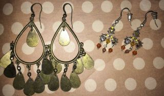 Vintage Brass / Brown Beaded Dangle Drop Charm Fashion Earrings 2 Pair Set
