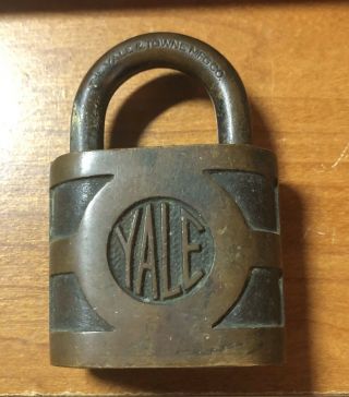 Vintage Yale Pad Lock (no Key) Made In Usa