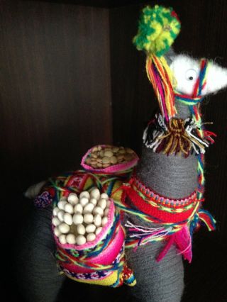 Peru Hand Made Alpaca Wool Llama Figurine With Pac 2823 Gray 9.  5 inch 3