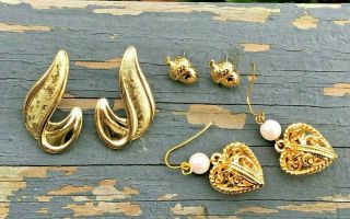 Three Pair Vintage Avon Pierced Gold Earrings Acorn Heart Swoosh