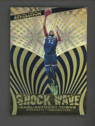 2018 - 19 Panini Revolution Shock Wave Galactic 11 Karl - Anthony Towns