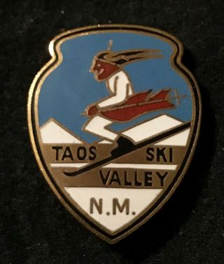 Taos Ski Valley Vintage Skiing Pin Mexico Resort Souvenir Travel Lapel