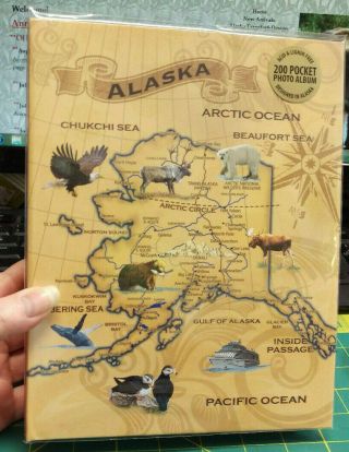 Alaska Photo Album Holds 200 4x6 Photos - Map With Animals Comes W Postcard