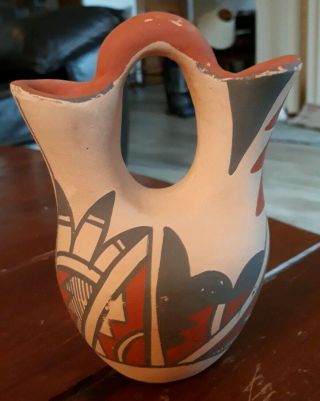 Vintage Signed Native American Indian Pottery Wedding Vase Pot 5 - 1/2 Inches