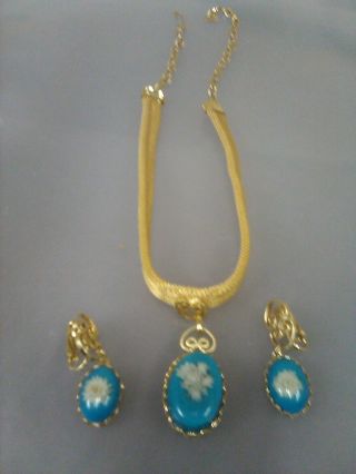 Vintage Costume Jewelry Earring Necklace Set