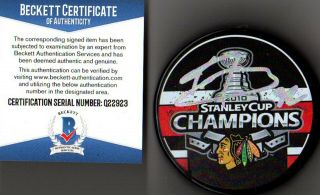 Beckett - Bas Kris Versteeg Autographed - Signed 2010 Stanley Cup Champs Puck Q22923