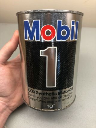 Vintage Mobil 100 Synthetic York Motor Metal Oil Can Quart