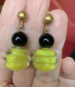 Gorgeous Vintage Art Deco Black Yellow Glass Bee Hive Bead Screwback Earrings