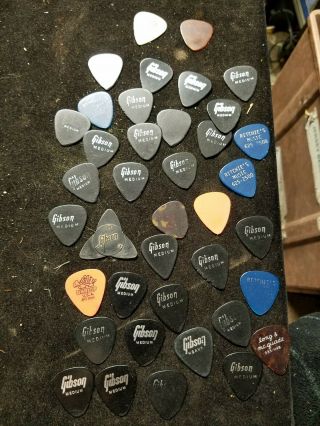 39 Assorted Vintage Mostly Gibson Brand Guitar Picks