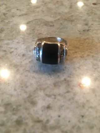 Vintage Sterling Silver And Black Onyx Ring Size 6 1/2 Weight It Is 6.  3 Grams