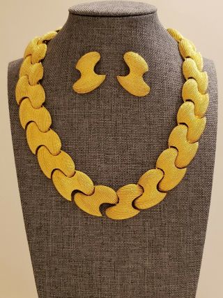 Signed Park Lane Quality Vintage Set Choker Necklace Earrings Gold Tone