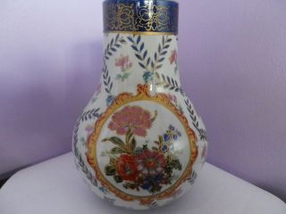 Fabulous Vintage Chinese Porcelain Many Flowers Design Vase 19.  5 Cms Tall