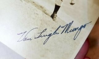 1930s Van Lingle Mungo,  Brooklyn Dodgers pitcher,  autographed photo,  signed 3