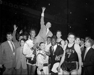 City College Of York - 1950 Ncaa Basketball Champs,  8x10 Photo