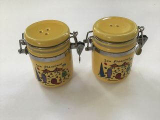 San Francisco Yellow Salt Pepper Shaker Luke A Tuke City Souvenir California