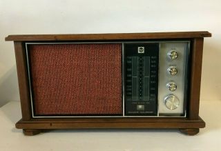 Vintage Rca Solid State Am/fm Radio Pecan Model Rlc4s