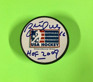 Brett Hull Signed Usa Hockey Puck W/ Hof Inscription St.  Louis Blues Nhl W/