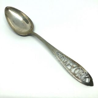 Vtg Sterling Silver York Cut Out Souvenir Spoon J.  S.  Co.  5 1/2 " 14.  0g