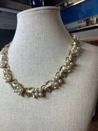 Vintage Signed Judy Lee Costume Gold Tone Faux Pearl Rhinestone Necklace 2