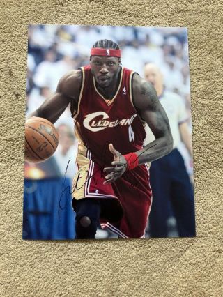 Ben Wallace Cleveland Cavaliers Basketball Signed 8.  5 By 11 Photo