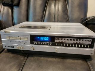 Vintage Sanyo Model Vcr 4400 Betamax Video Cassette Recorder Player Beta