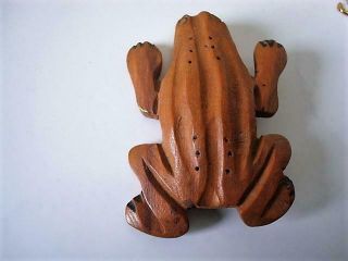 Vintage Wood Wooden Frog Toad Pin Brooch